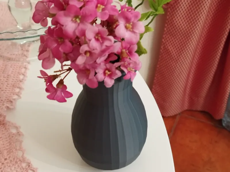 The simple vase 