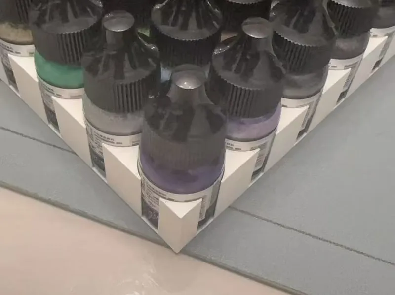 鸠极油漆收纳
