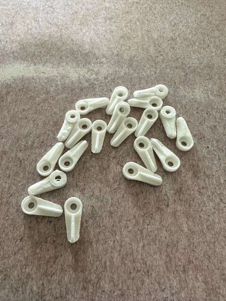 8mm Screen Clip