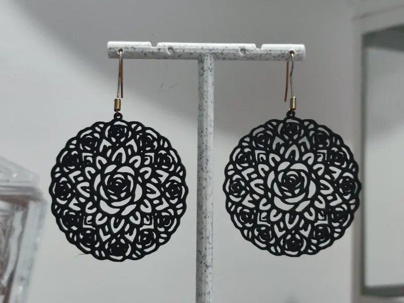 Aretes Encaje de Rosas