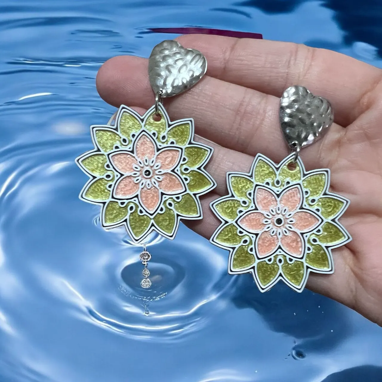 Pendientes Mandala Flor view 2
