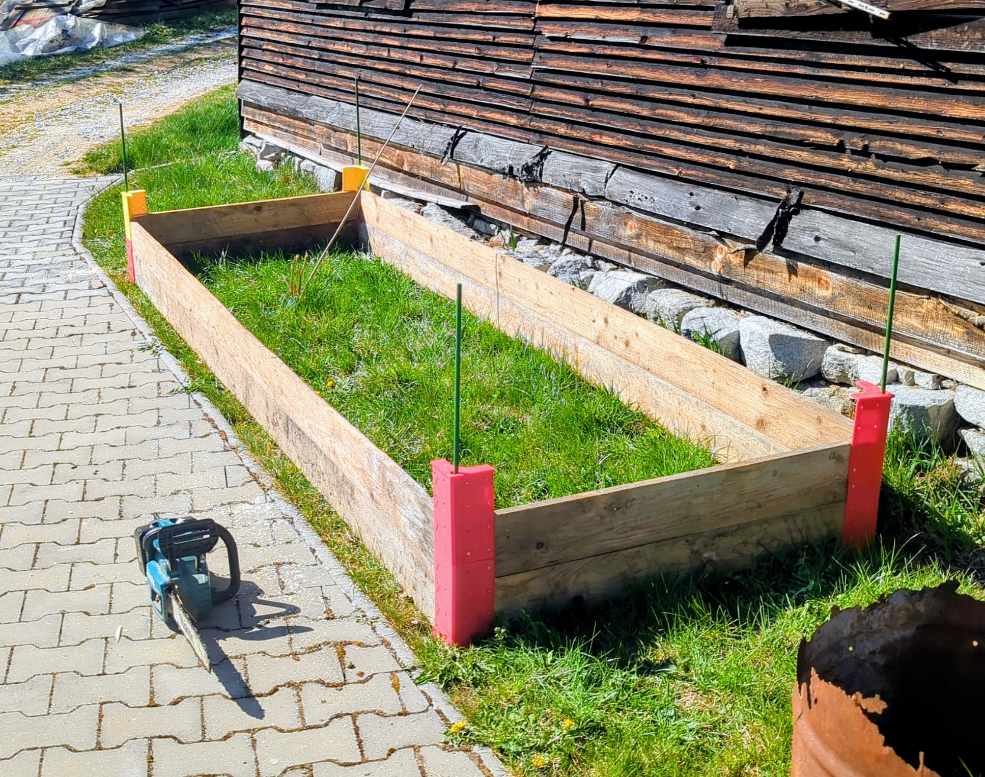 Miniatura 4 do modelo 3D Raised garden bed