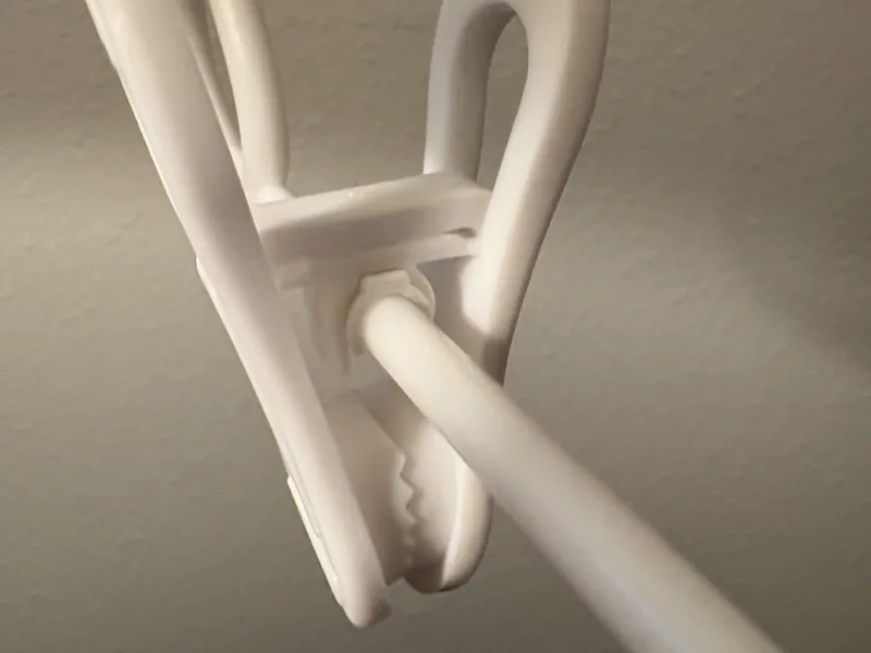 Clothes Hanger Clip Shim
