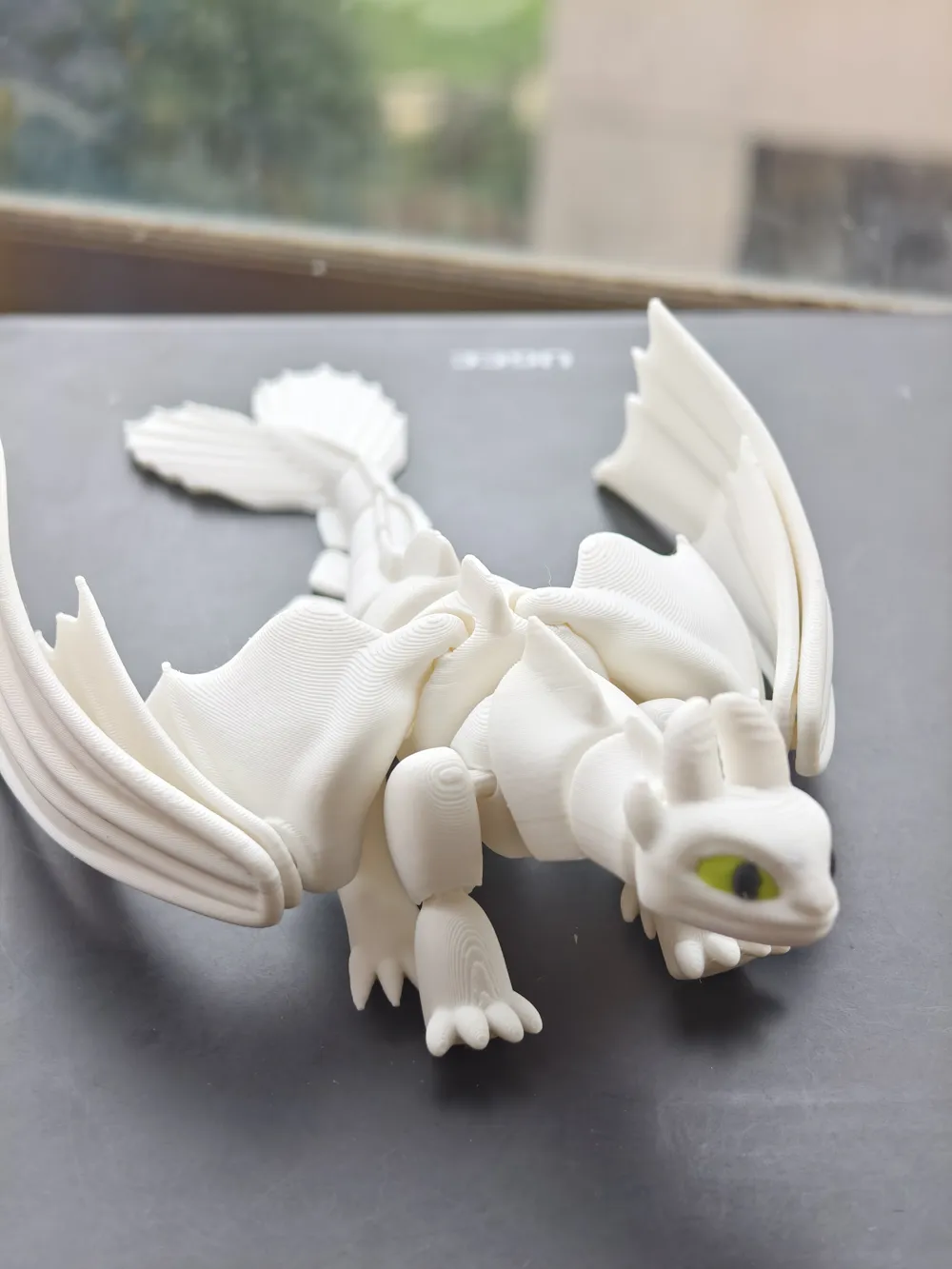 Regalo da collezione con ornamento decorativo a tema drago e stella dal design speciale