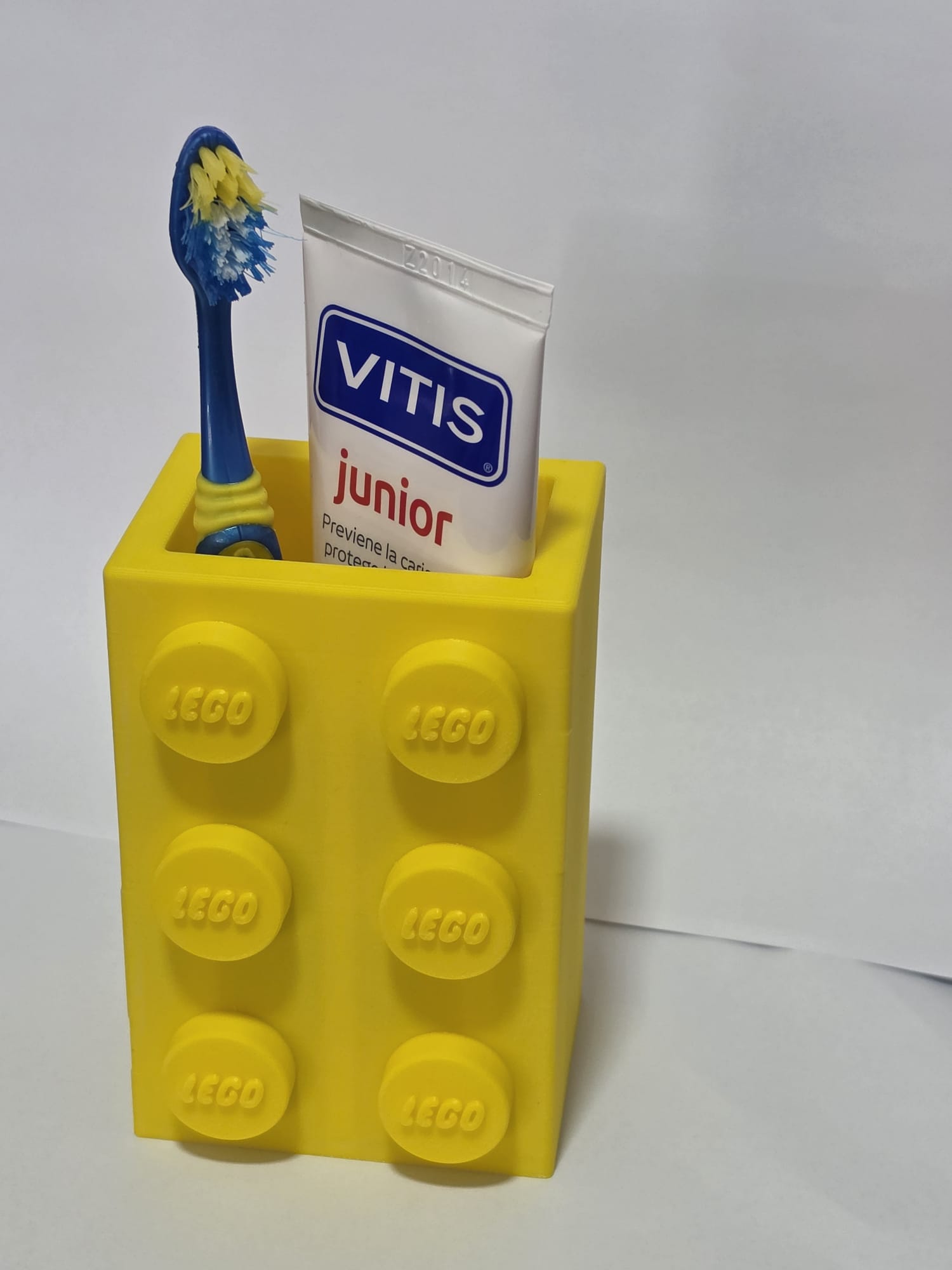 Miniatura 3 do modelo 3D Brick - Toothpaste & Toothbrush Stand