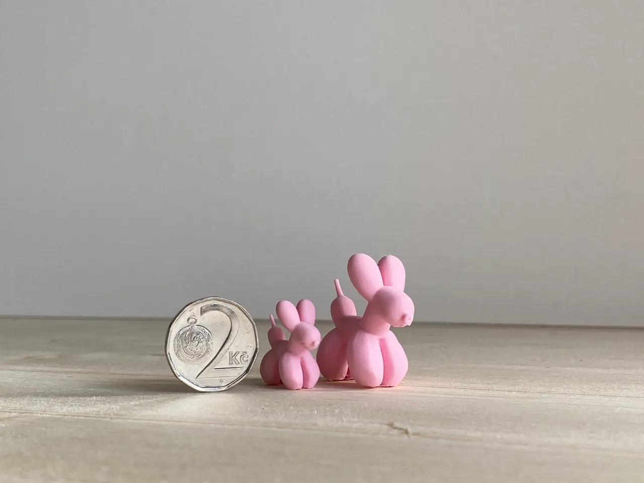 Mini Balloon Dog Figurine view 3