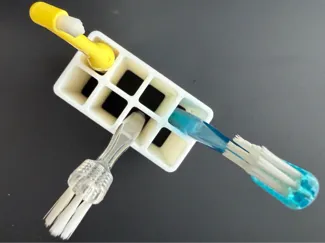 Simple Tooth Brush Holder
