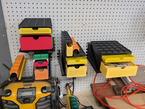 https://makerworld.bblmw.com/makerworld/user/1062919652/collection/2025-01-05_b6cf349446a73.jpg