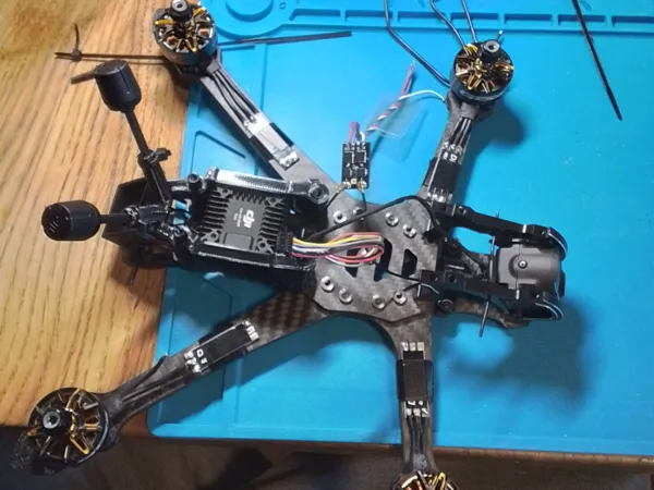 https://makerworld.bblmw.com/makerworld/user/1603001939/collection/2025-04-22_7a035d561cabb.jpg