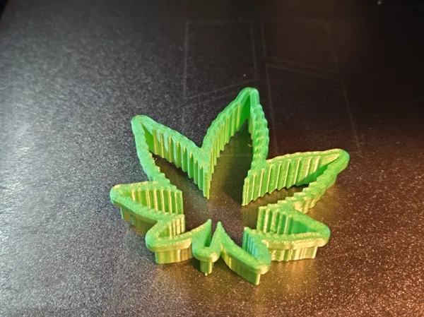 https://makerworld.bblmw.com/makerworld/user/1719980920/collection/2025-02-06_46b48b4a644c5.jpg