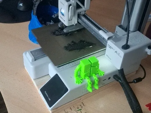 https://makerworld.bblmw.com/makerworld/user/2770755705/collection/0d17bcb0-45d7-11f0-8095-2bd1f3f9a78d.jpg
