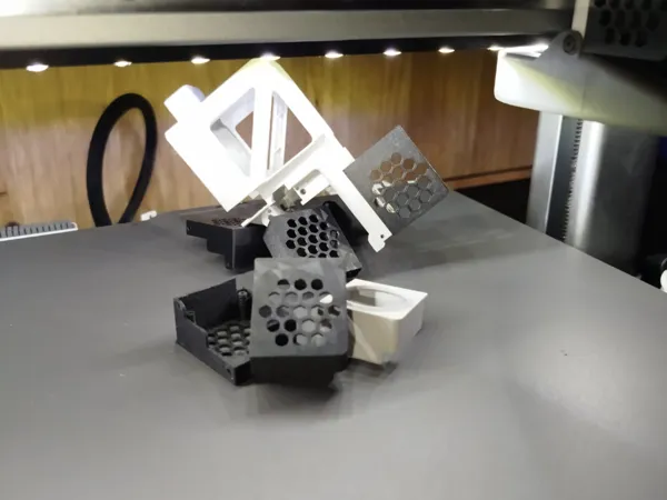 https://makerworld.bblmw.com/makerworld/user/2883997533/collection/2025-04-27_3b372ecd2f8658.jpg