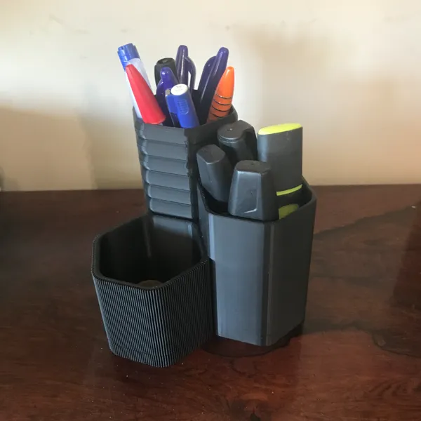 https://makerworld.bblmw.com/makerworld/user/301744827/collection/2025-11-07_8389f1e4883a3.jpg