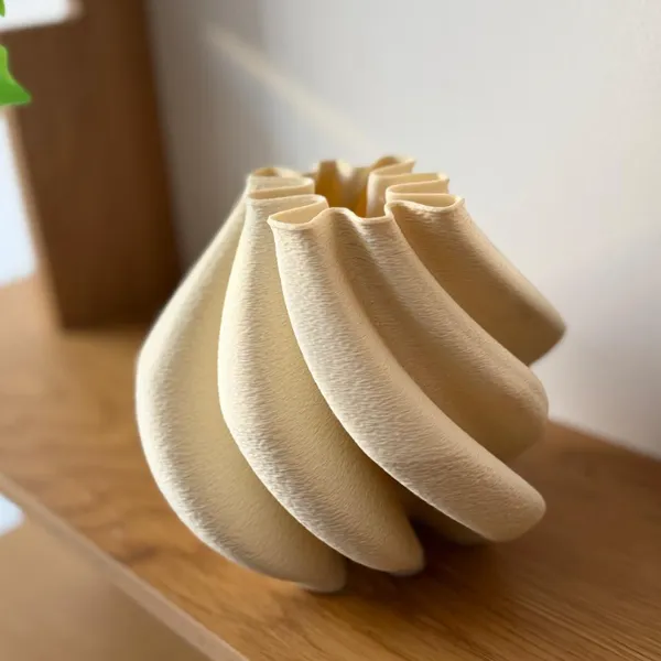 https://makerworld.bblmw.com/makerworld/user/3713010707/collection/2026-01-17_b5709ee78a1cd.jpeg