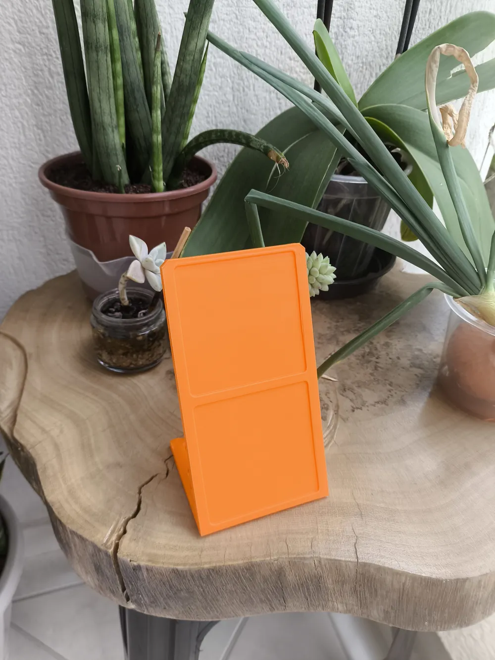 Versatile Display Plate – Branding & QR Code Ready - Free 3D Print ...